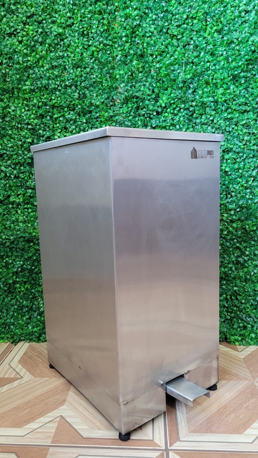 Equipamentos personalizados em aço inox sob medida — Couto Inox