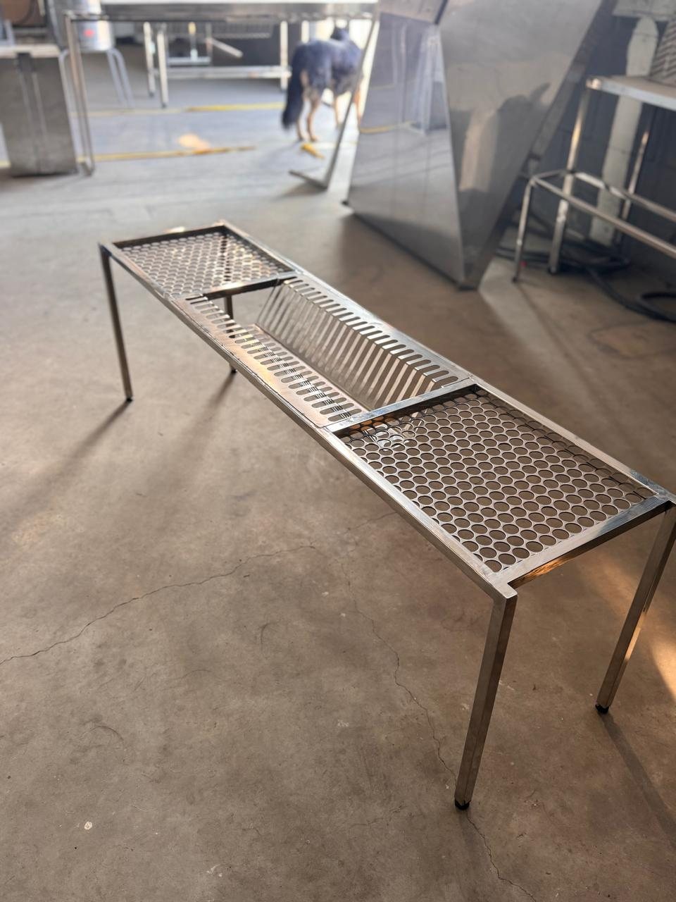 Equipamentos em inox para Supermercados