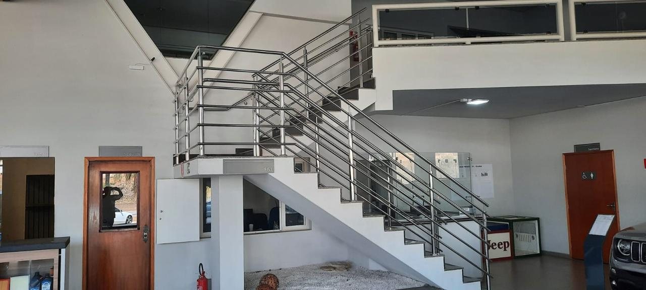 Instalações e estruturas em inox produzidas pela Couto Inox